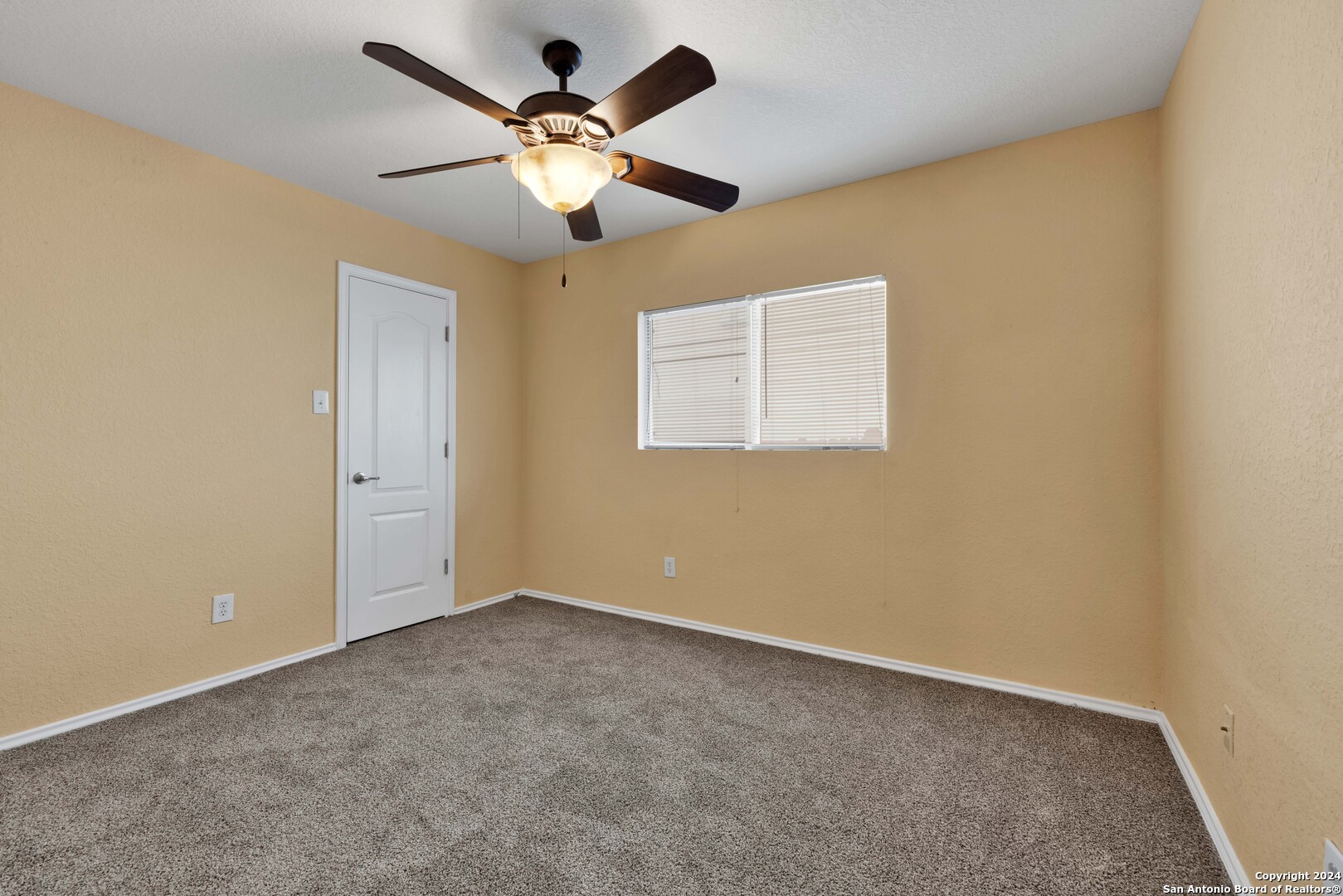 8811 Laguna Falls San Antonio TX 78251