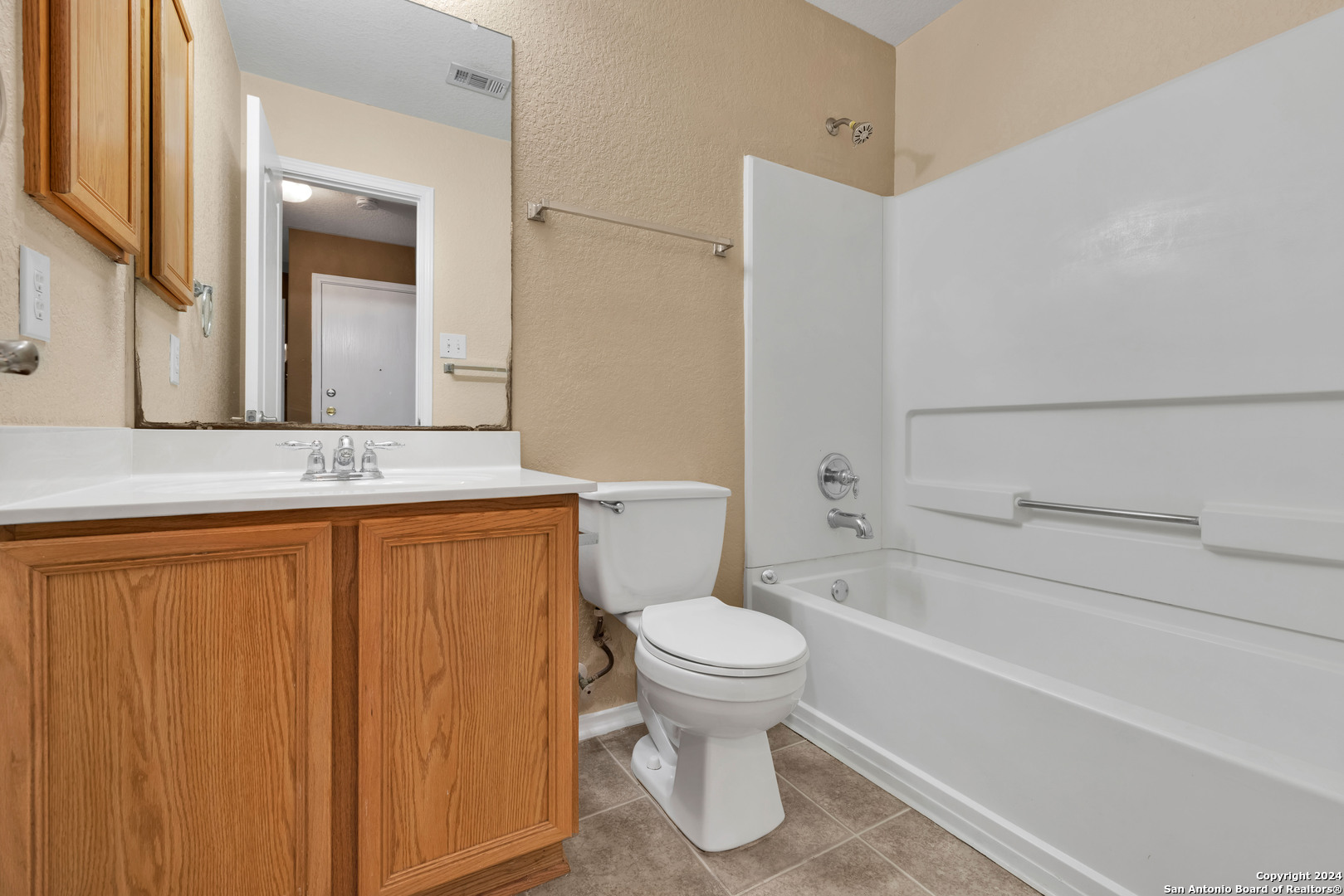 8811 Laguna Falls San Antonio TX 78251