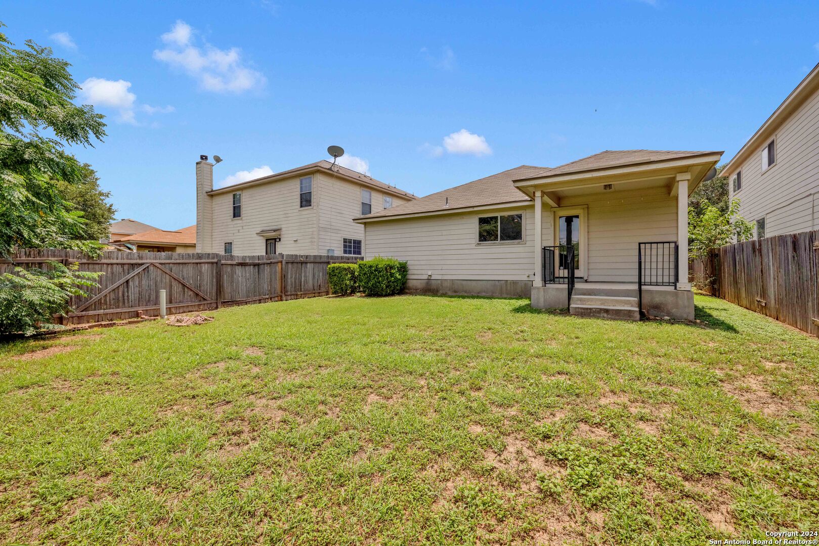 8811 Laguna Falls San Antonio TX 78251
