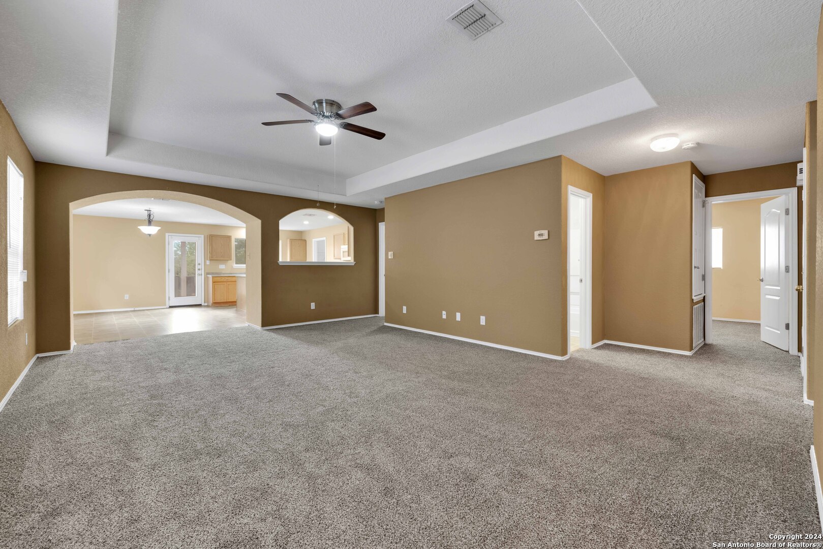 8811 Laguna Falls San Antonio TX 78251