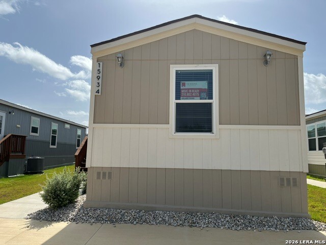 15934 Flores Crest San Antonio TX 78221
