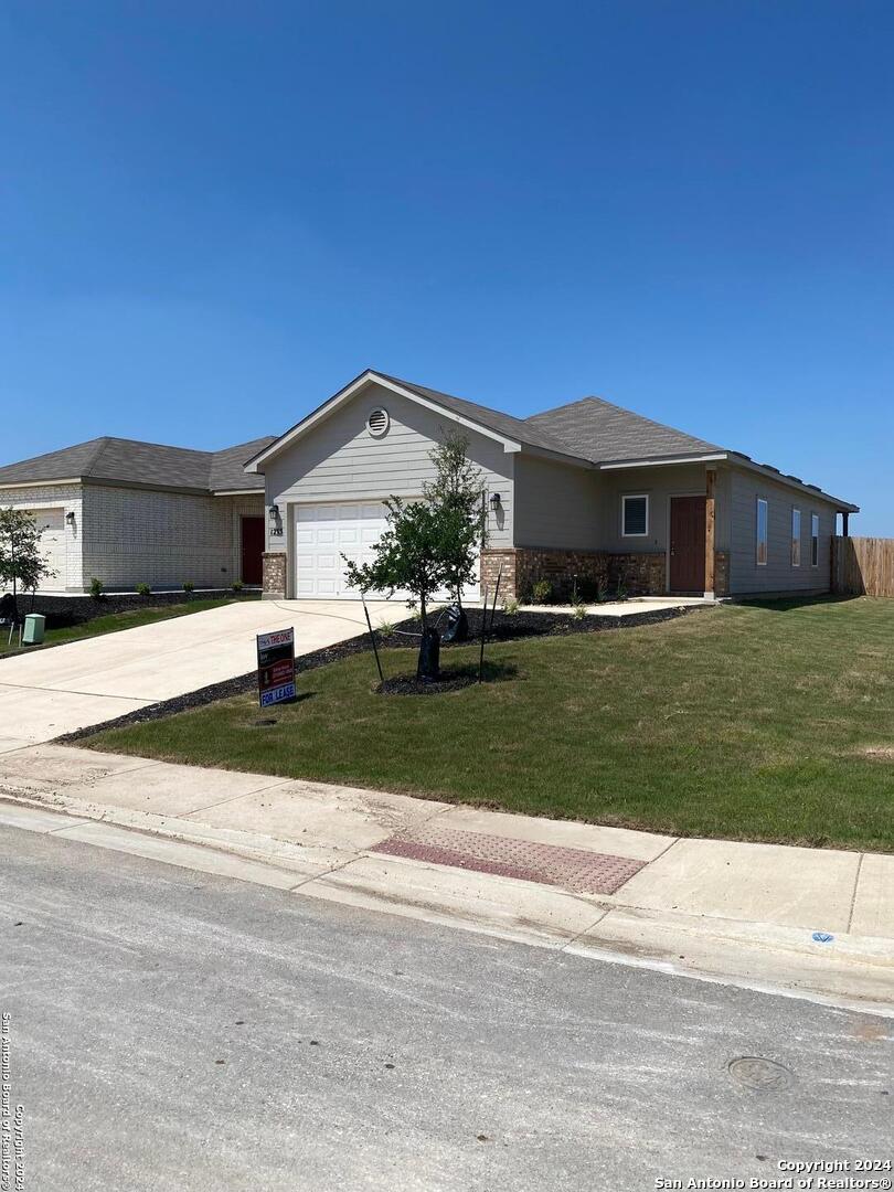 1235 Whitneyway Lane New Braunfels TX 78130