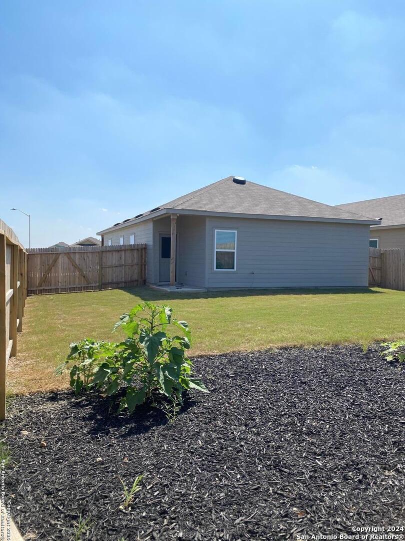 1235 Whitneyway Lane New Braunfels TX 78130