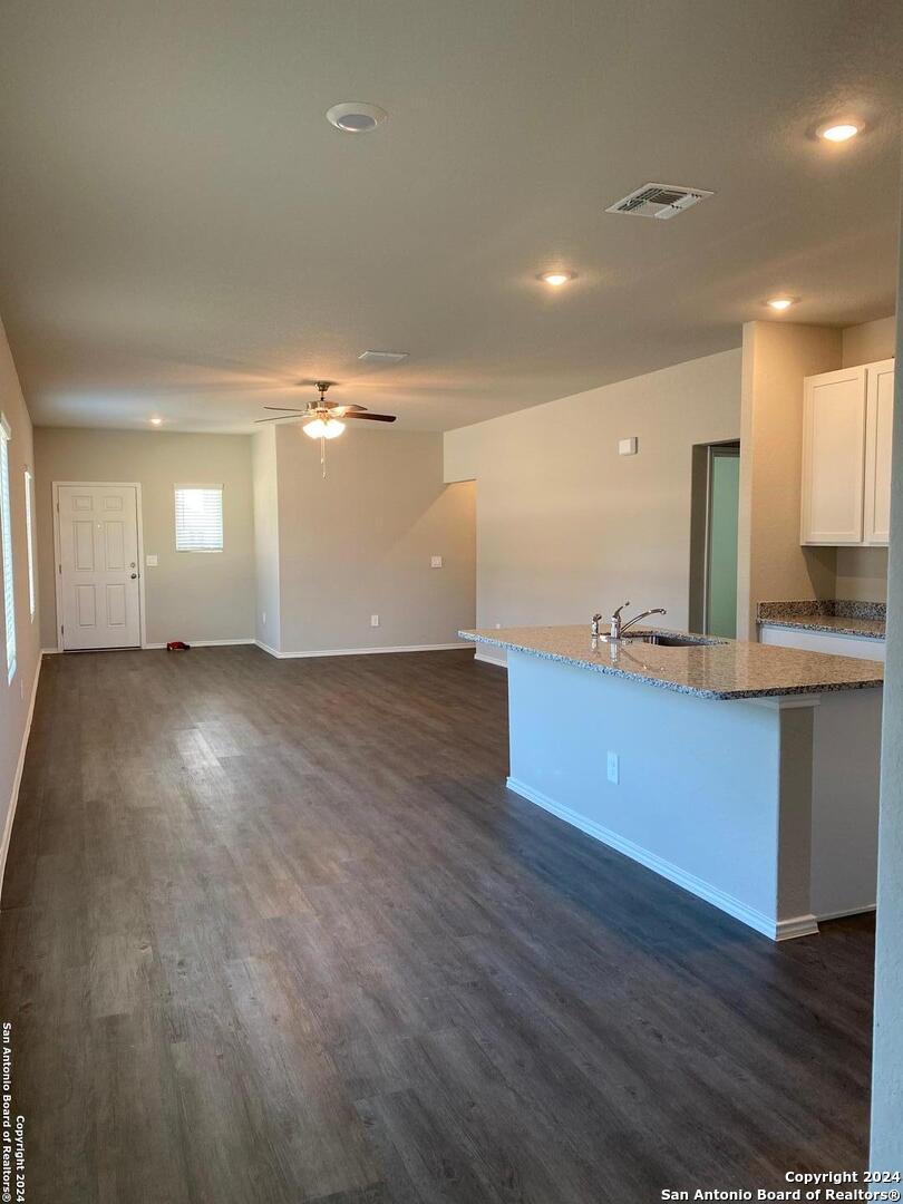 1235 Whitneyway Lane New Braunfels TX 78130