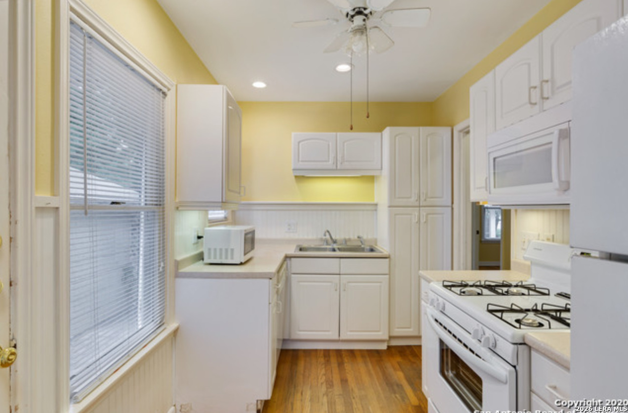 415 N Meadowlane San Antonio TX 78209