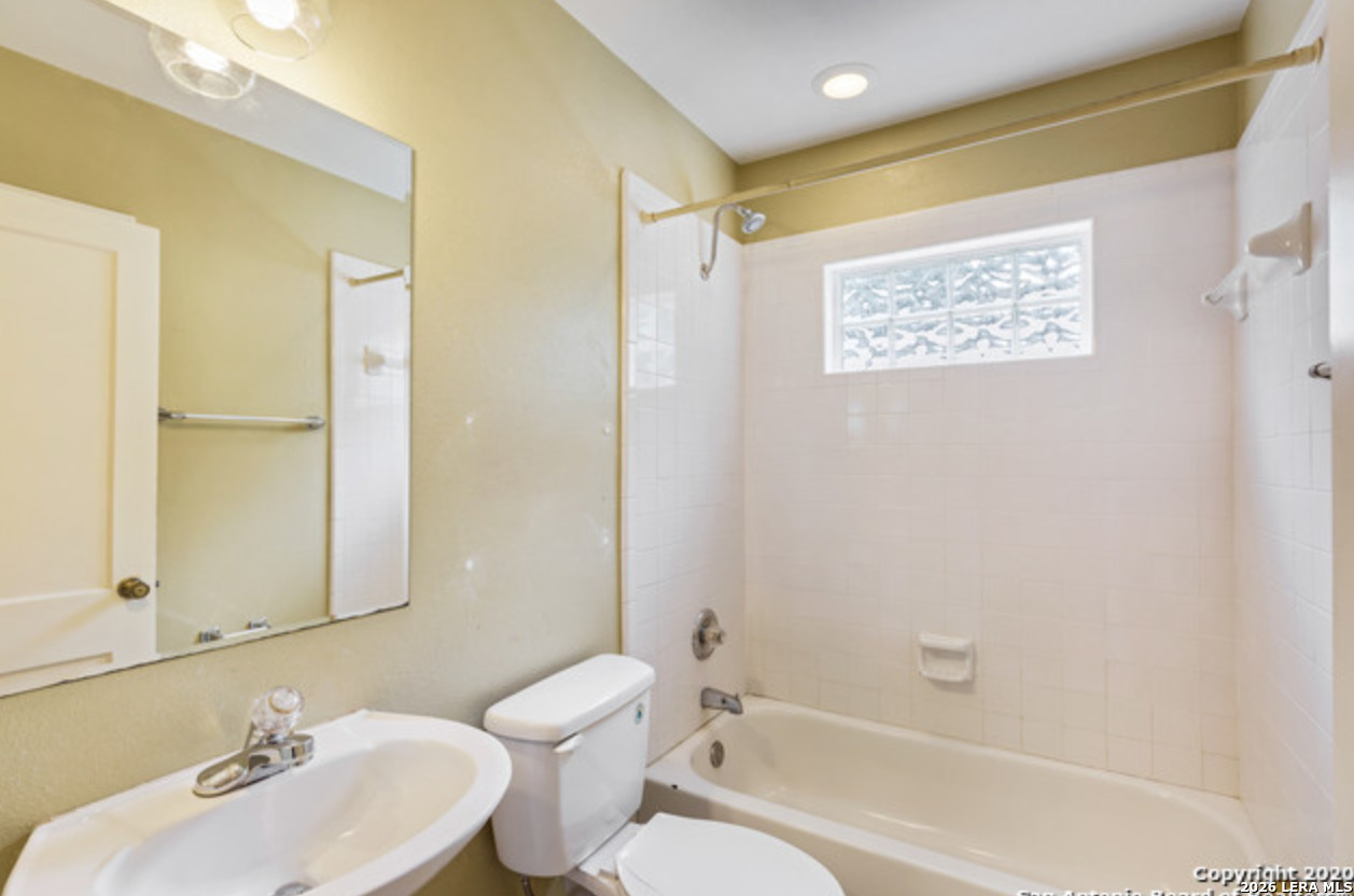 415 N Meadowlane San Antonio TX 78209
