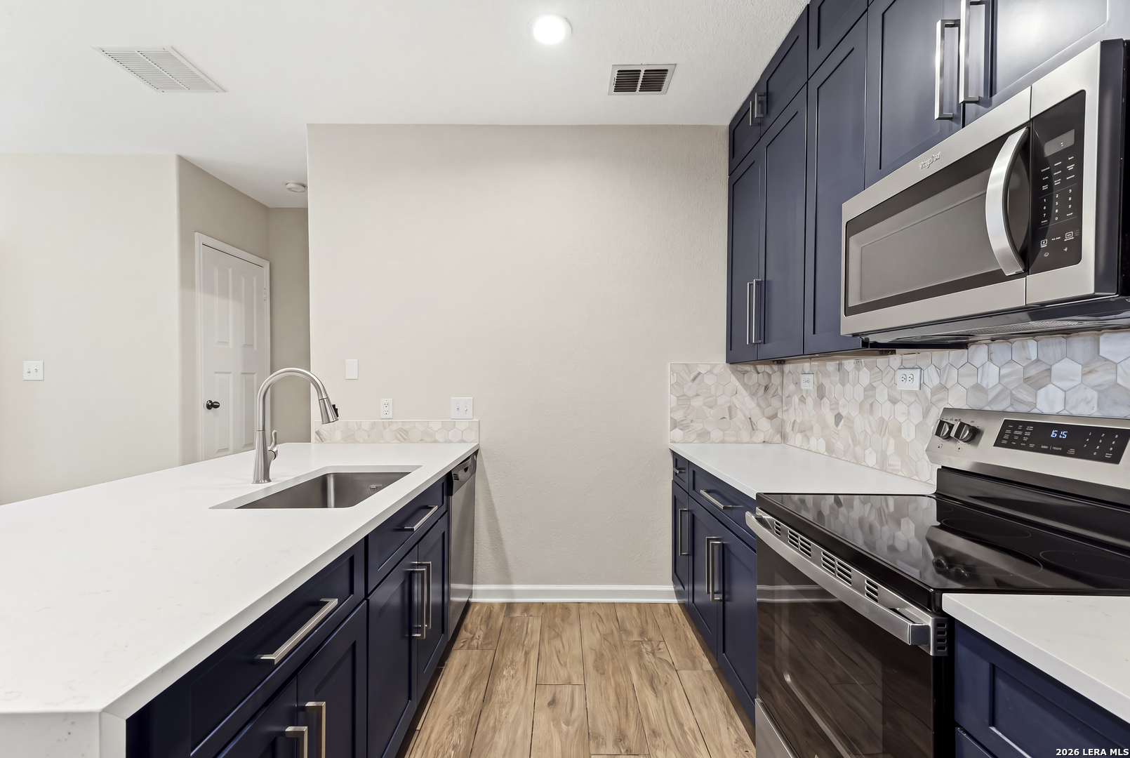 1043 Sundance Fort San Antonio TX 78245