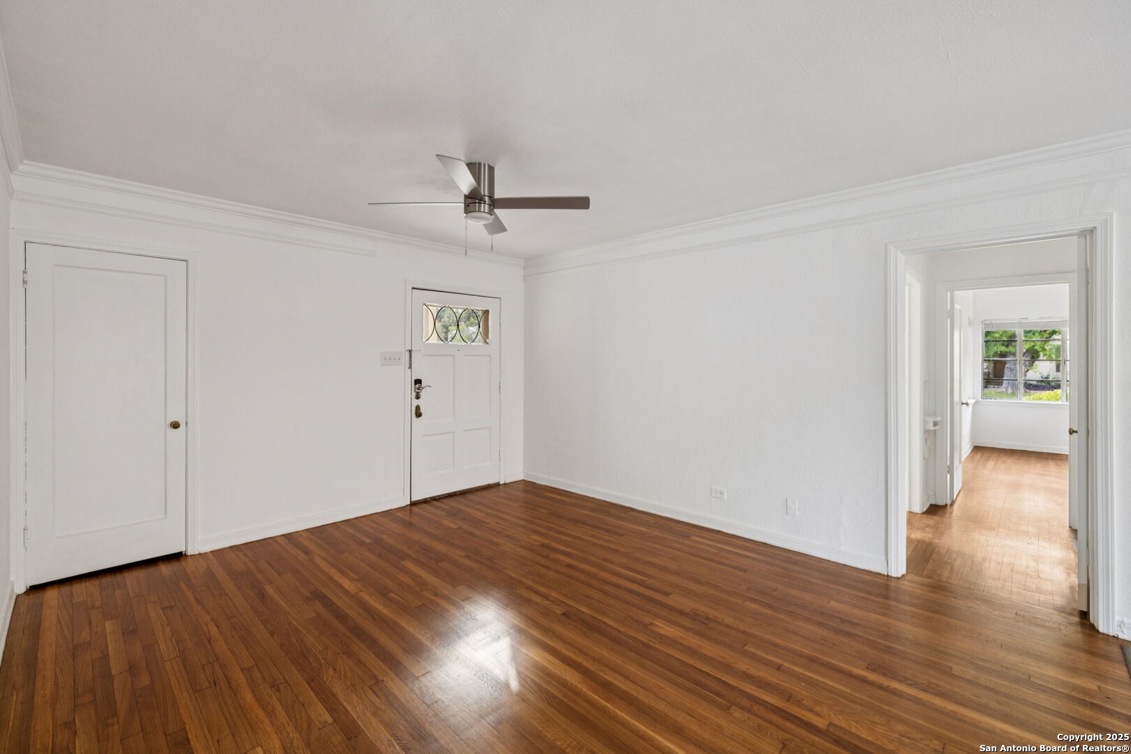 515 E Olmos Drive Olmos Park TX 78212