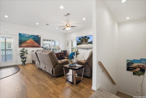 1028 Channel Vista Drive Port Aransas TX 78373