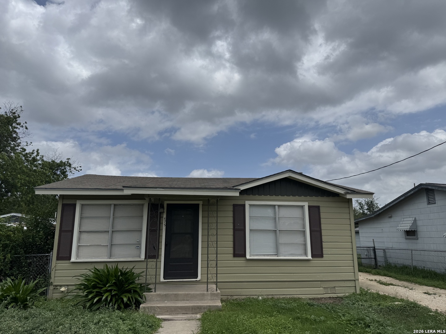 675 W Pyron Avenue San Antonio TX 78221