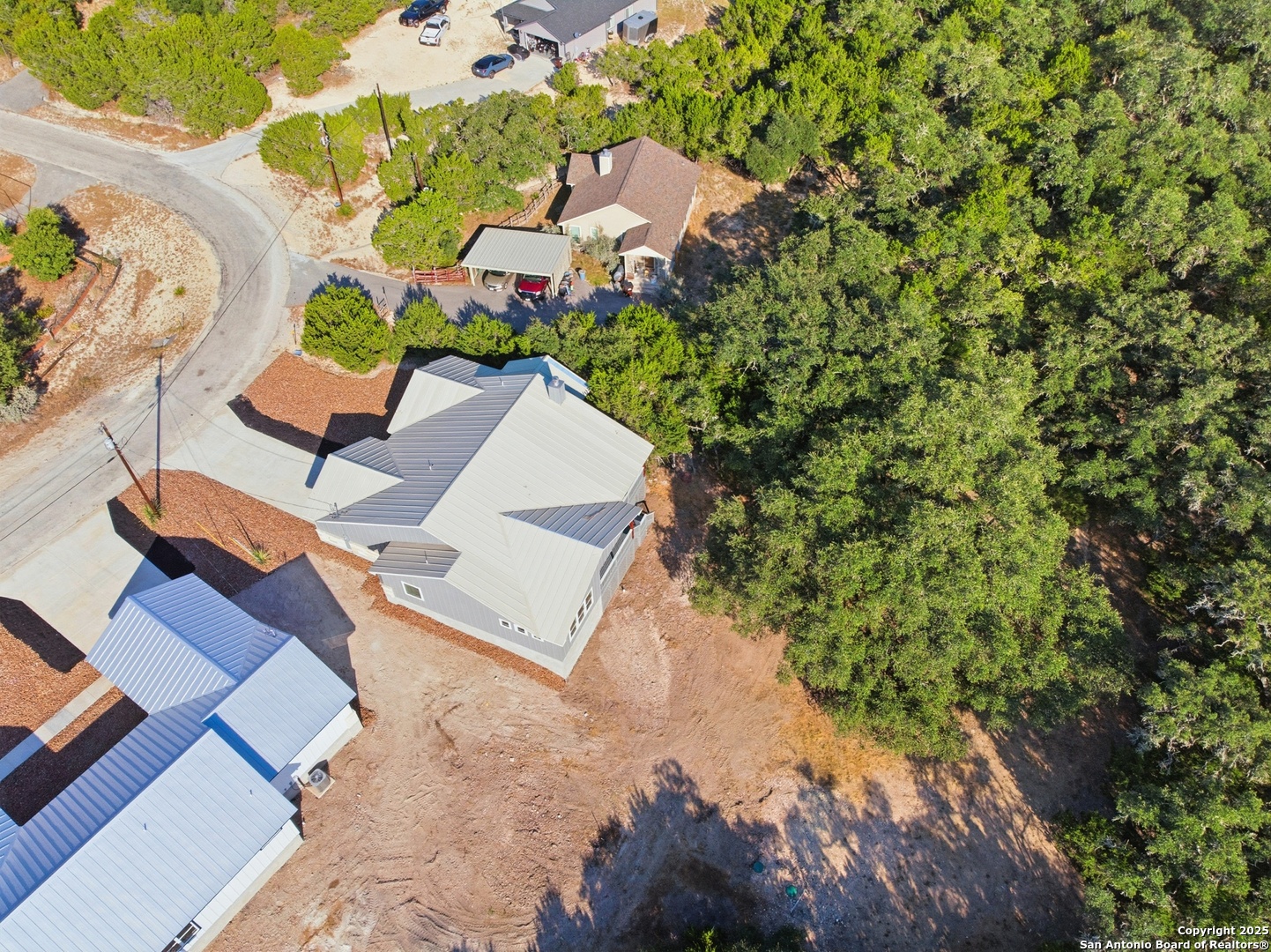 207 Deer Oaks Drive Lakehills TX 78063