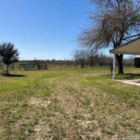 10353-B Fm 539 Sutherland Springs TX 78161