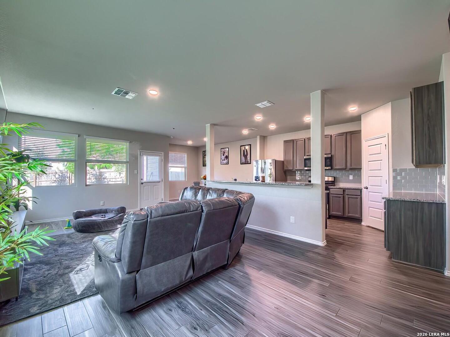 5011 Sandstone Way San Antonio TX 78222