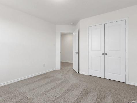 7919 Mariposa Manor San Antonio TX 78253