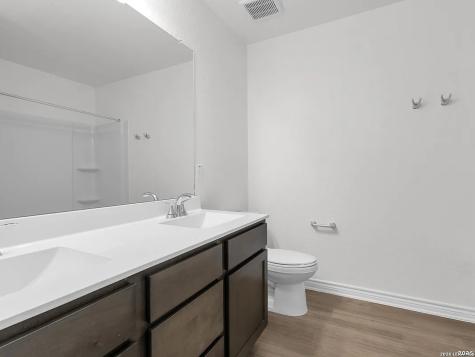 7919 Mariposa Manor San Antonio TX 78253