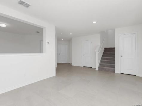 7919 Mariposa Manor San Antonio TX 78253