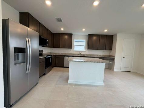 7919 Mariposa Manor San Antonio TX 78253