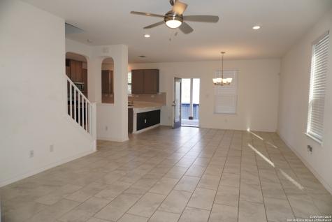 4809 Park Glen Marion TX 78124