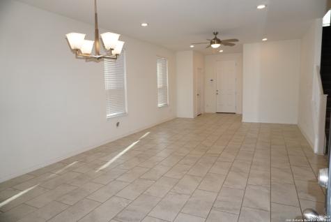 4809 Park Glen Marion TX 78124