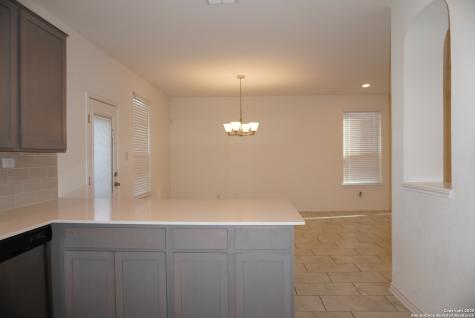 4809 Park Glen Marion TX 78124