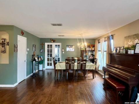16406 Clydesdale Selma TX 78154