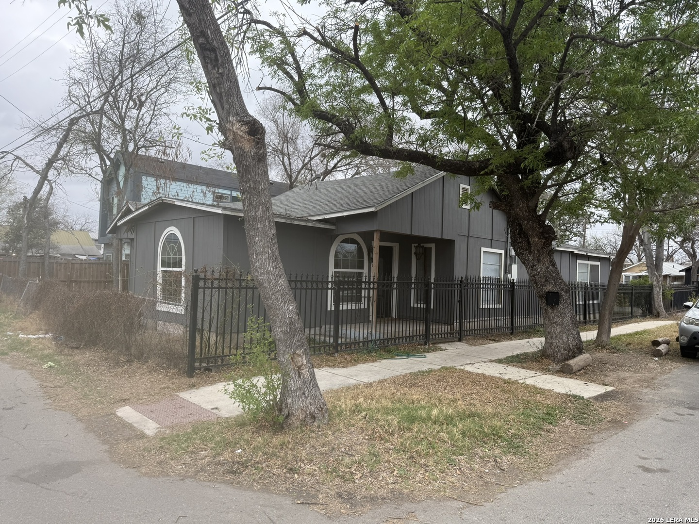 709 S Chupaderas San Antonio TX 78207