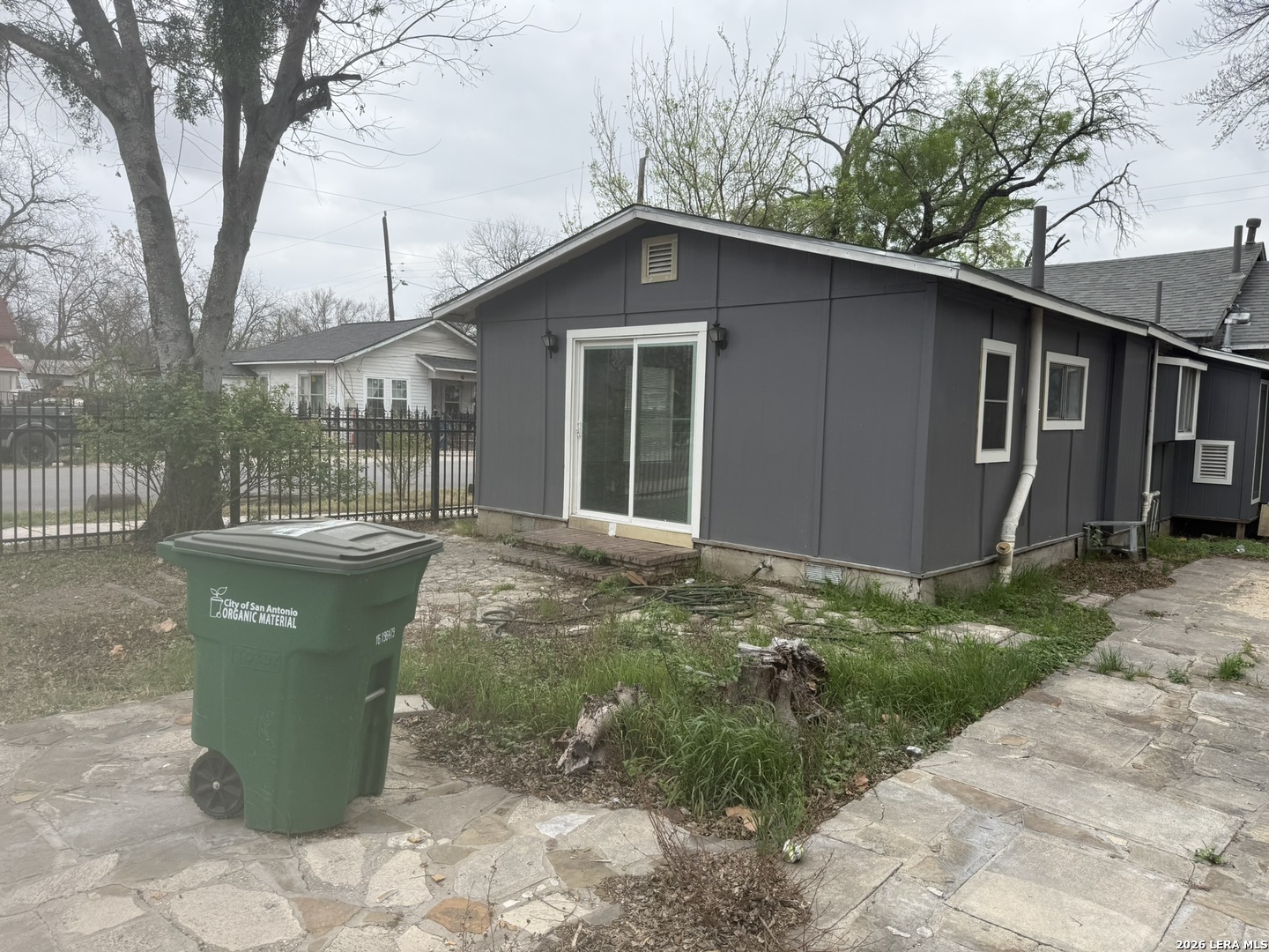 709 S Chupaderas San Antonio TX 78207
