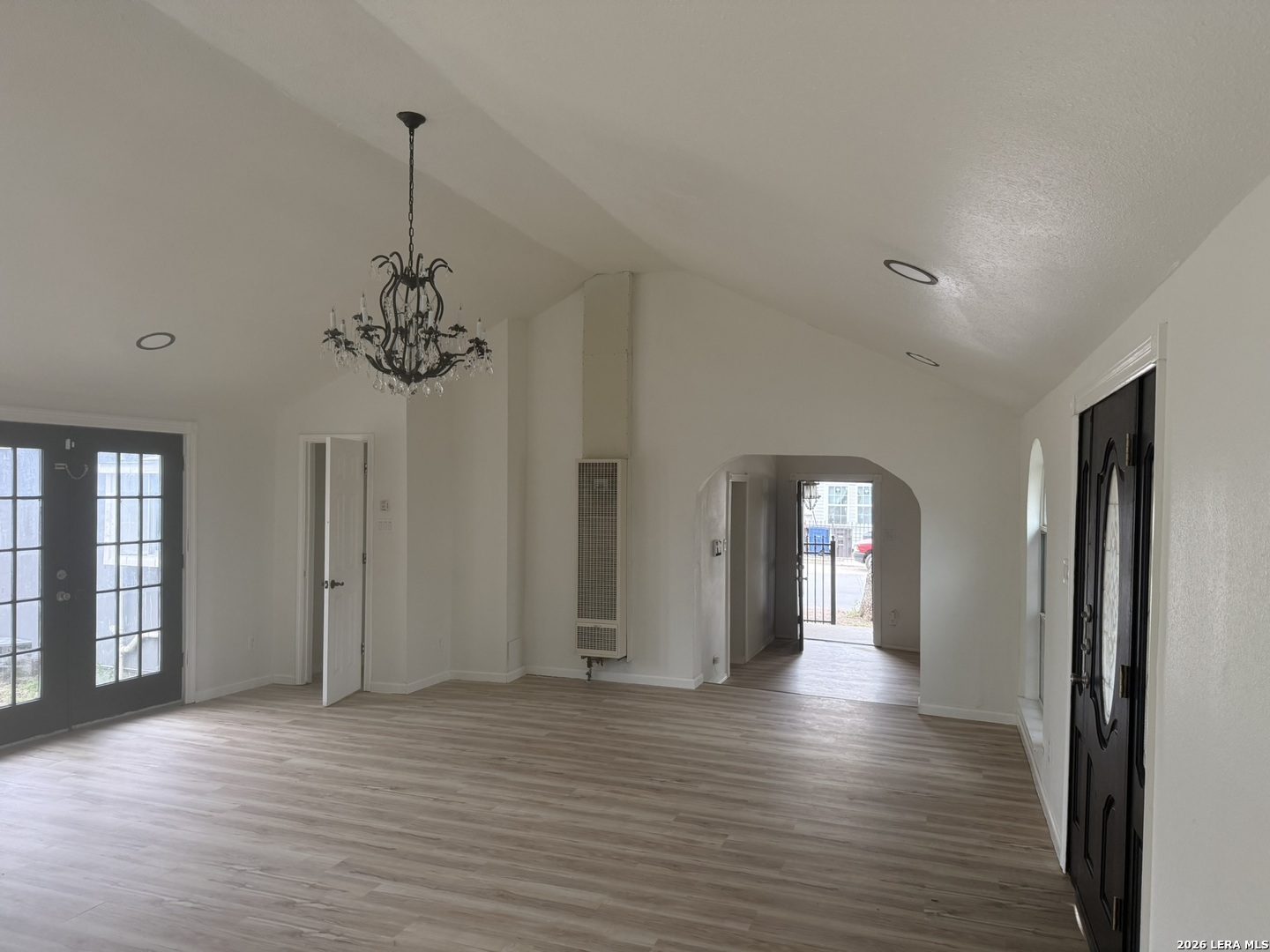 709 S Chupaderas San Antonio TX 78207
