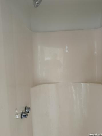 709 S Chupaderas San Antonio TX 78207
