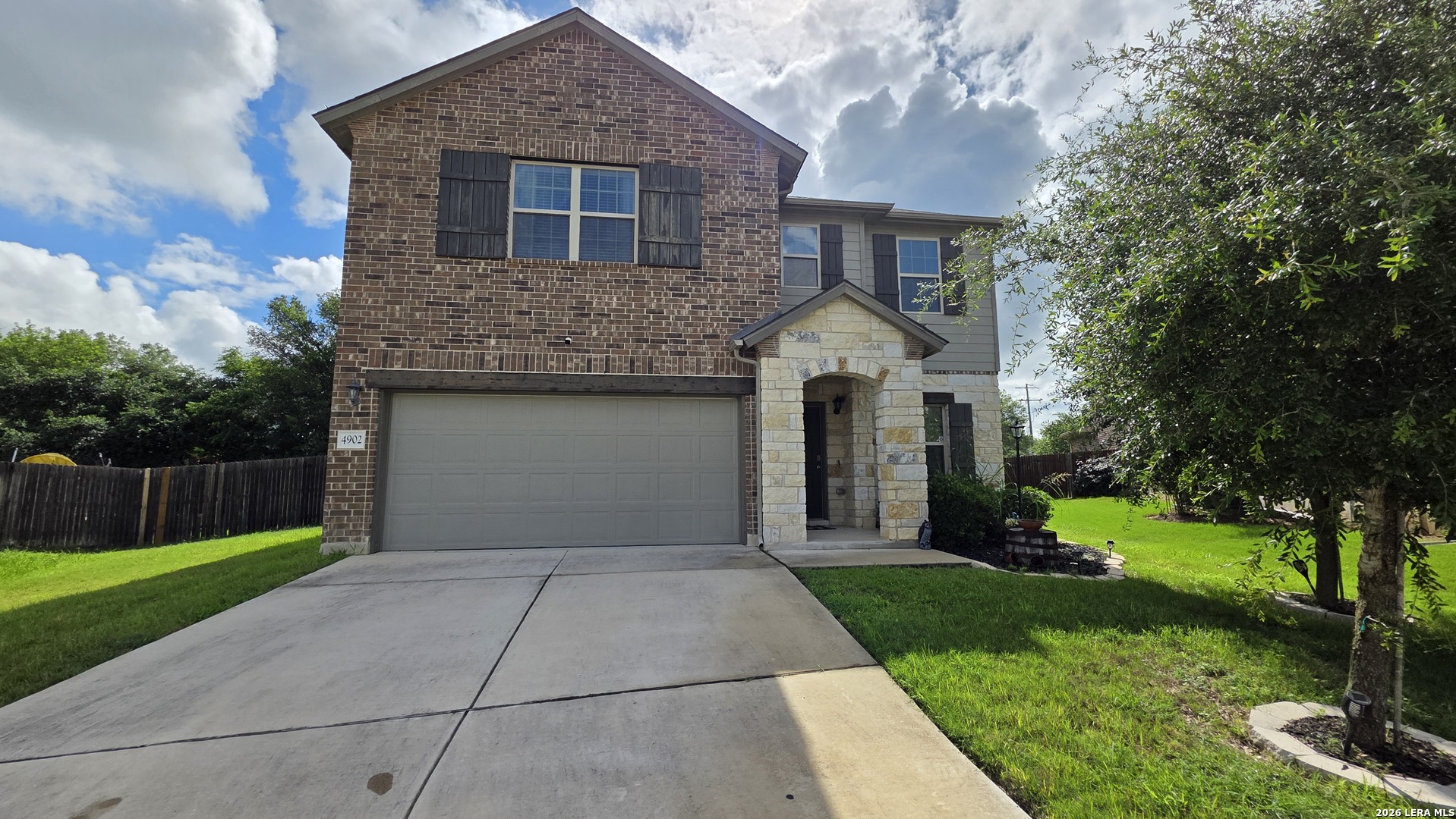 4902 Eagle Valley Street Schertz TX 78108