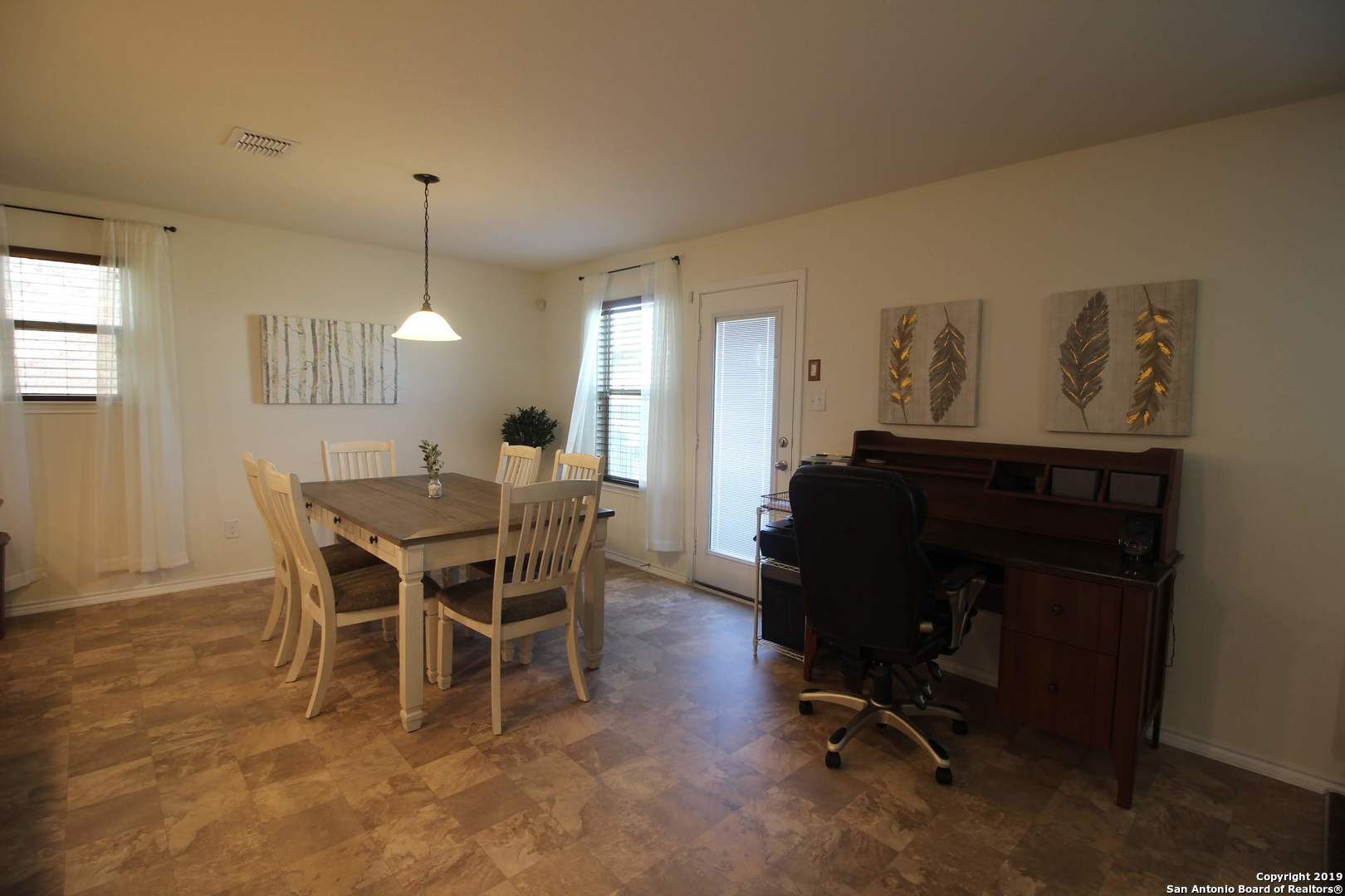 1407 Blue Jay Court San Antonio TX 78245