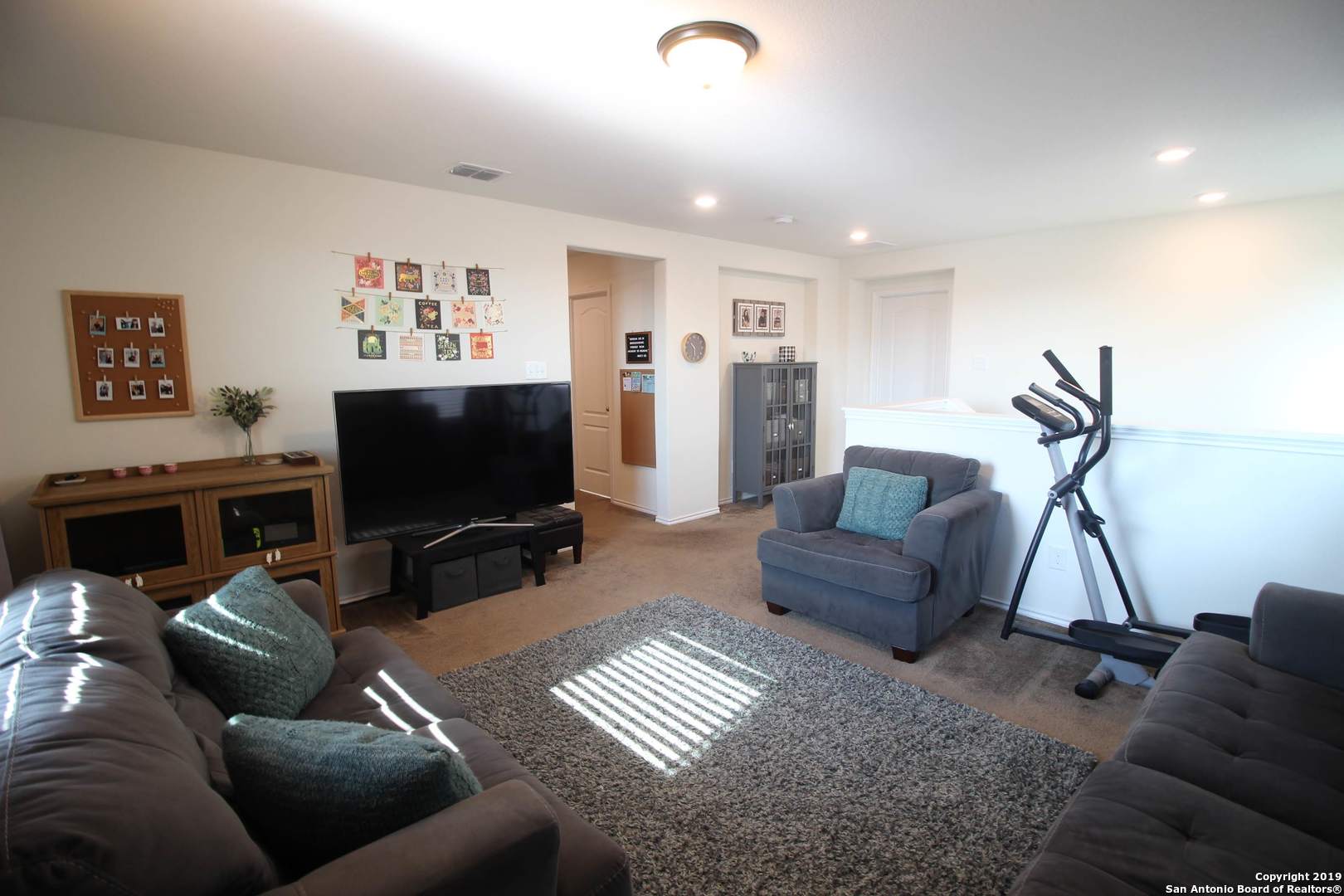 1407 Blue Jay Court San Antonio TX 78245