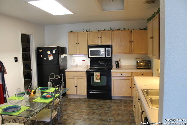 6715 Campus Meadow Drive Converse TX 78109