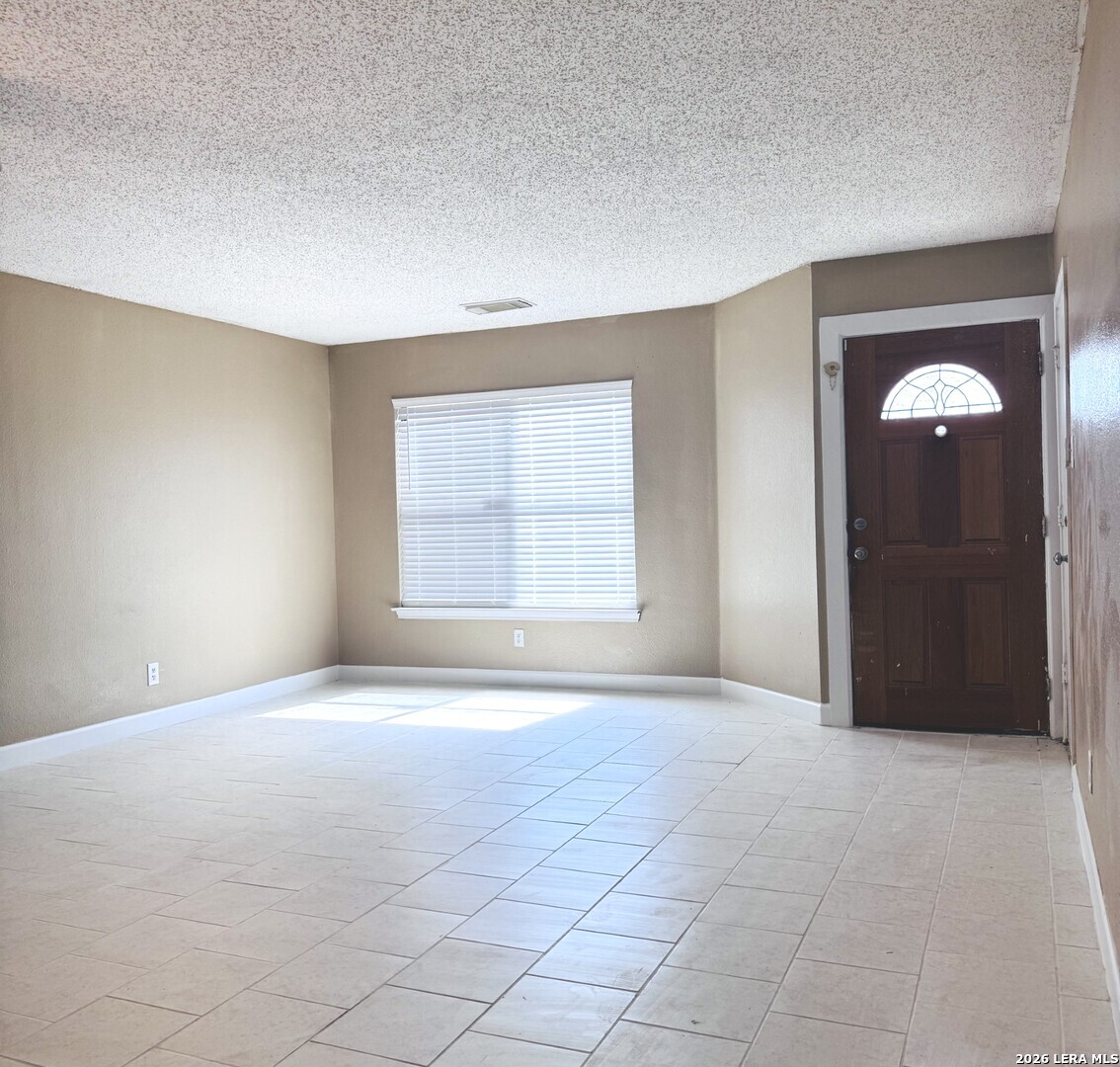 6715 Campus Meadow Drive Converse TX 78109