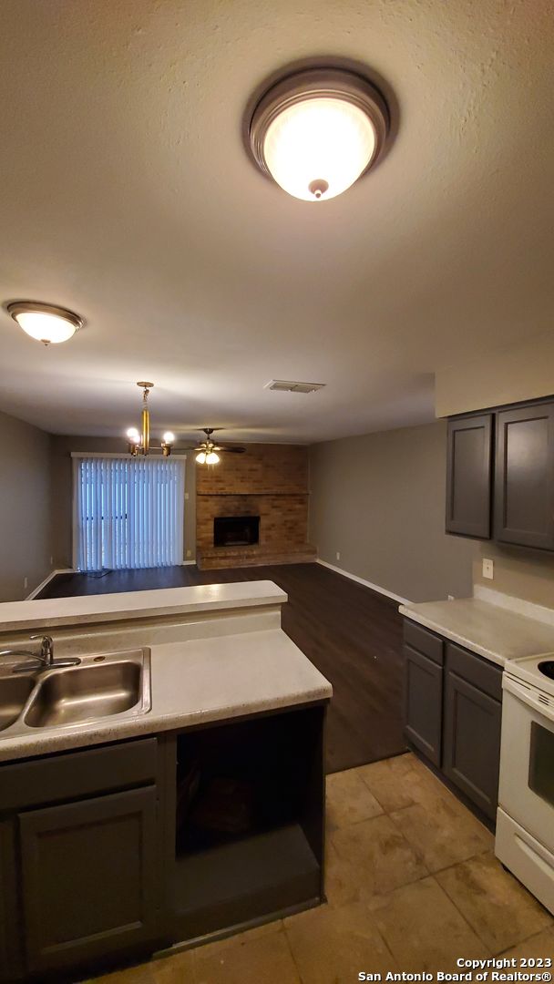 4704 Oakfield Way San Antonio TX 78250