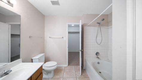 10842 Bentsen Palm San Antonio TX 78254
