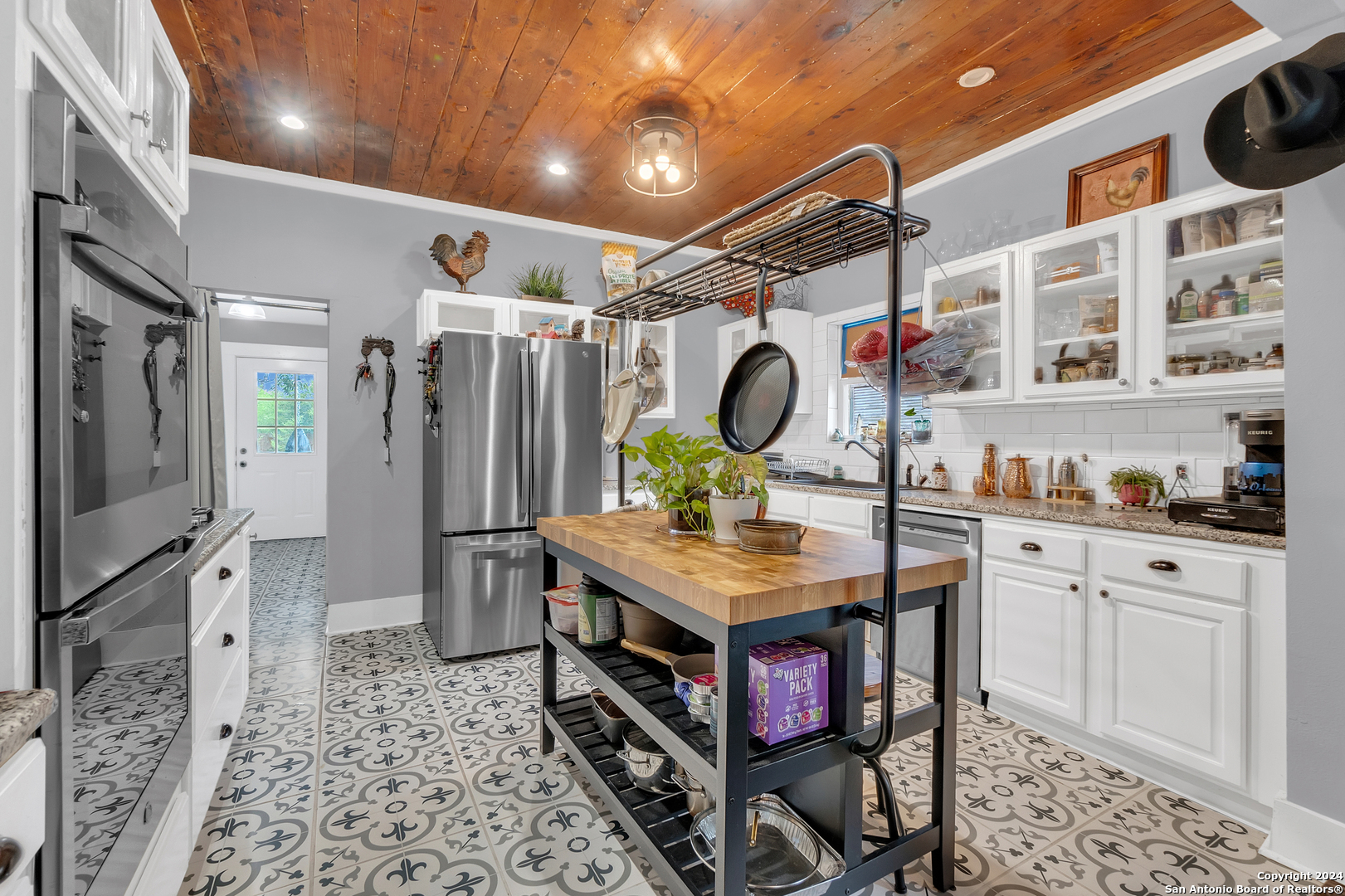 134 E High Avenue San Antonio TX 78210