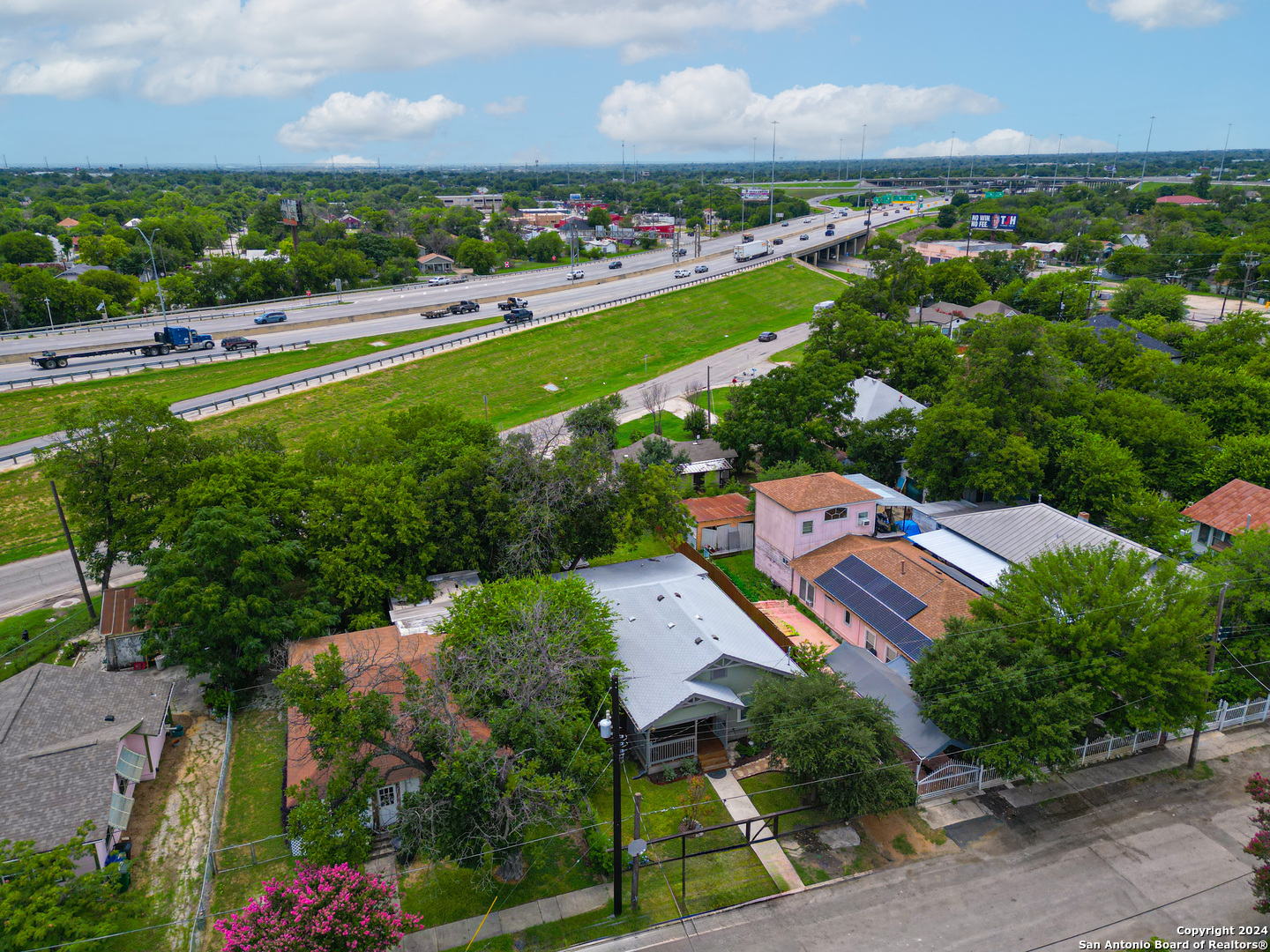 134 E High Avenue San Antonio TX 78210