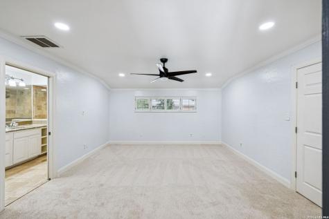 102 Nacogdoches Road Alamo Heights TX 78209