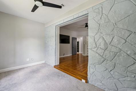 102 Nacogdoches Road Alamo Heights TX 78209