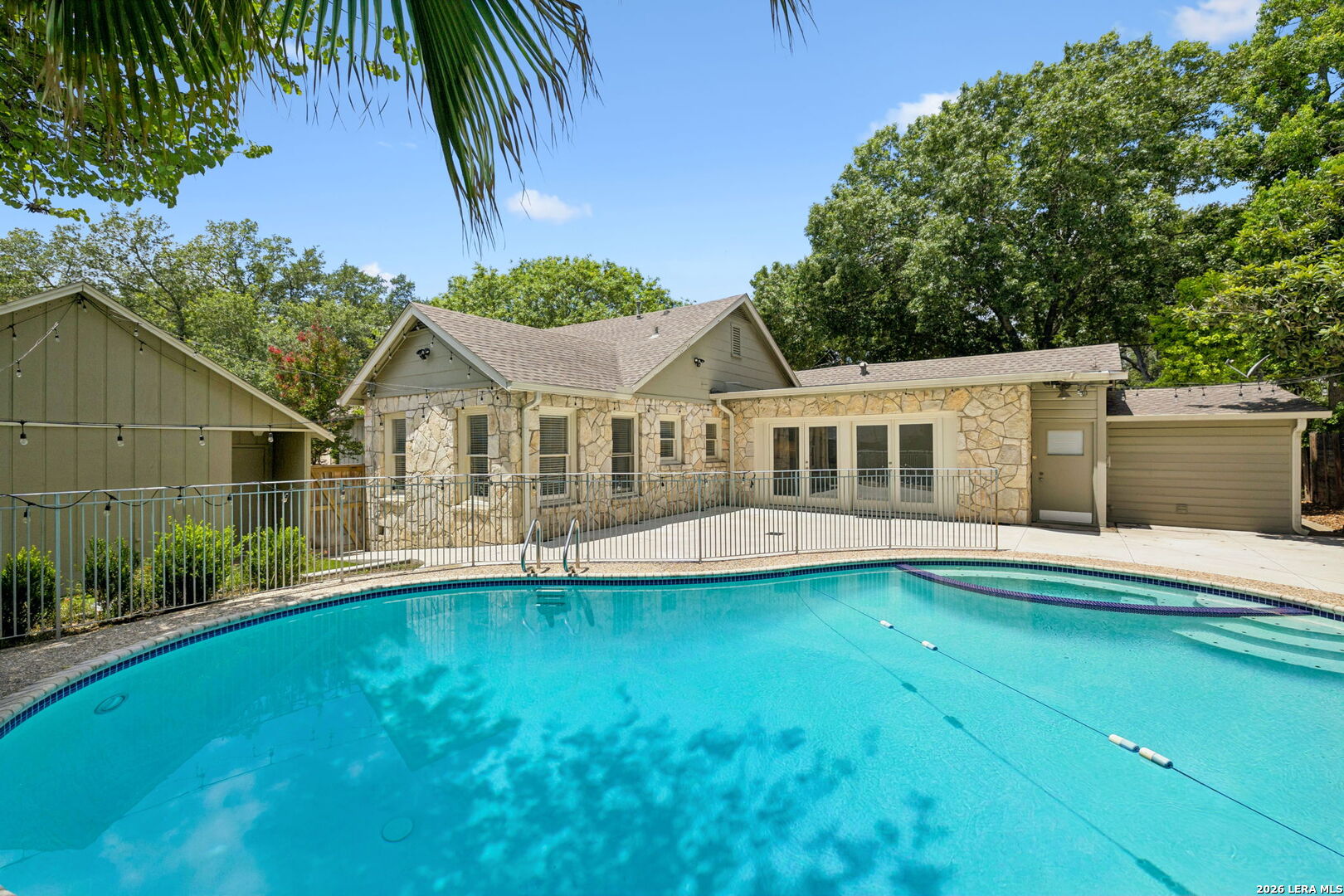 102 Nacogdoches Road Alamo Heights TX 78209