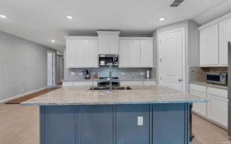 1649 Ranch House New Braunfels TX 78132