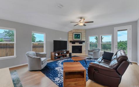 1649 Ranch House New Braunfels TX 78132