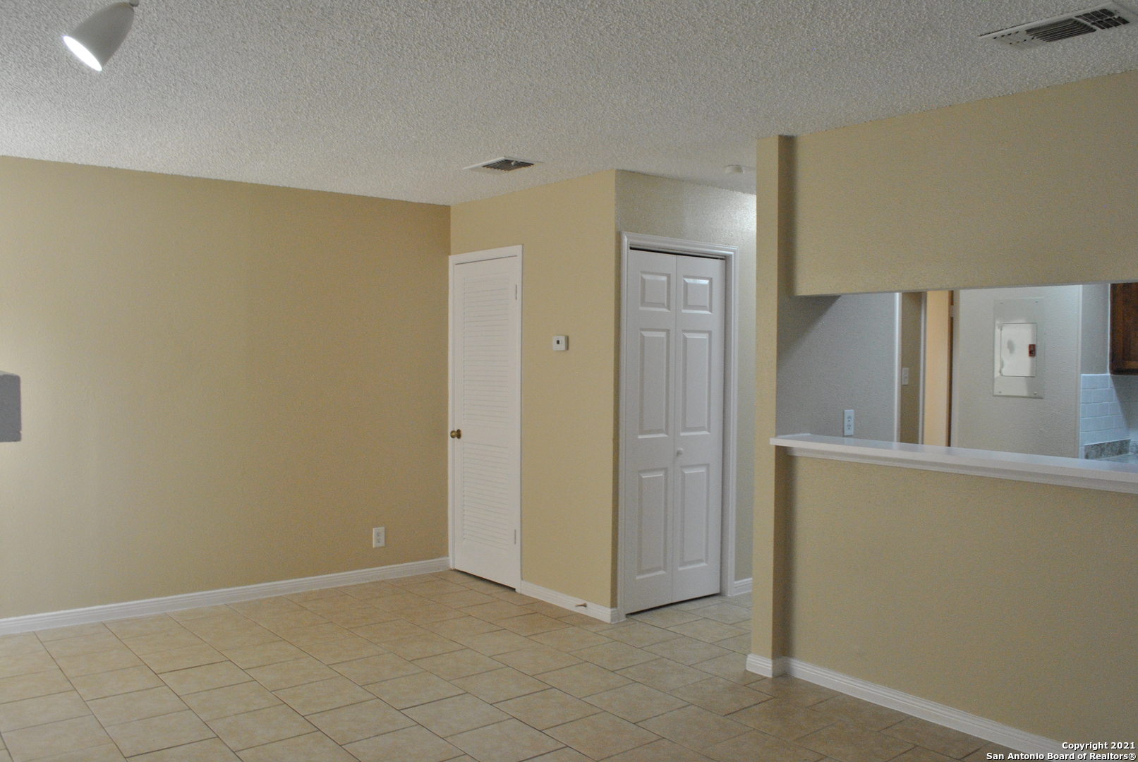 7528 Windsor Oaks San Antonio TX 78239