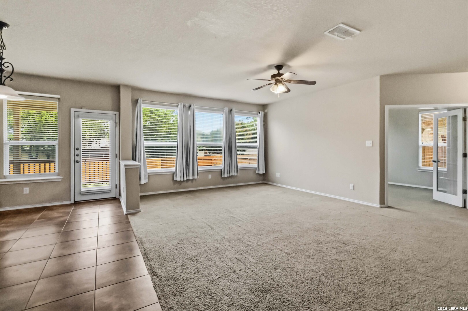 6238 Ozona San Antonio TX 78253