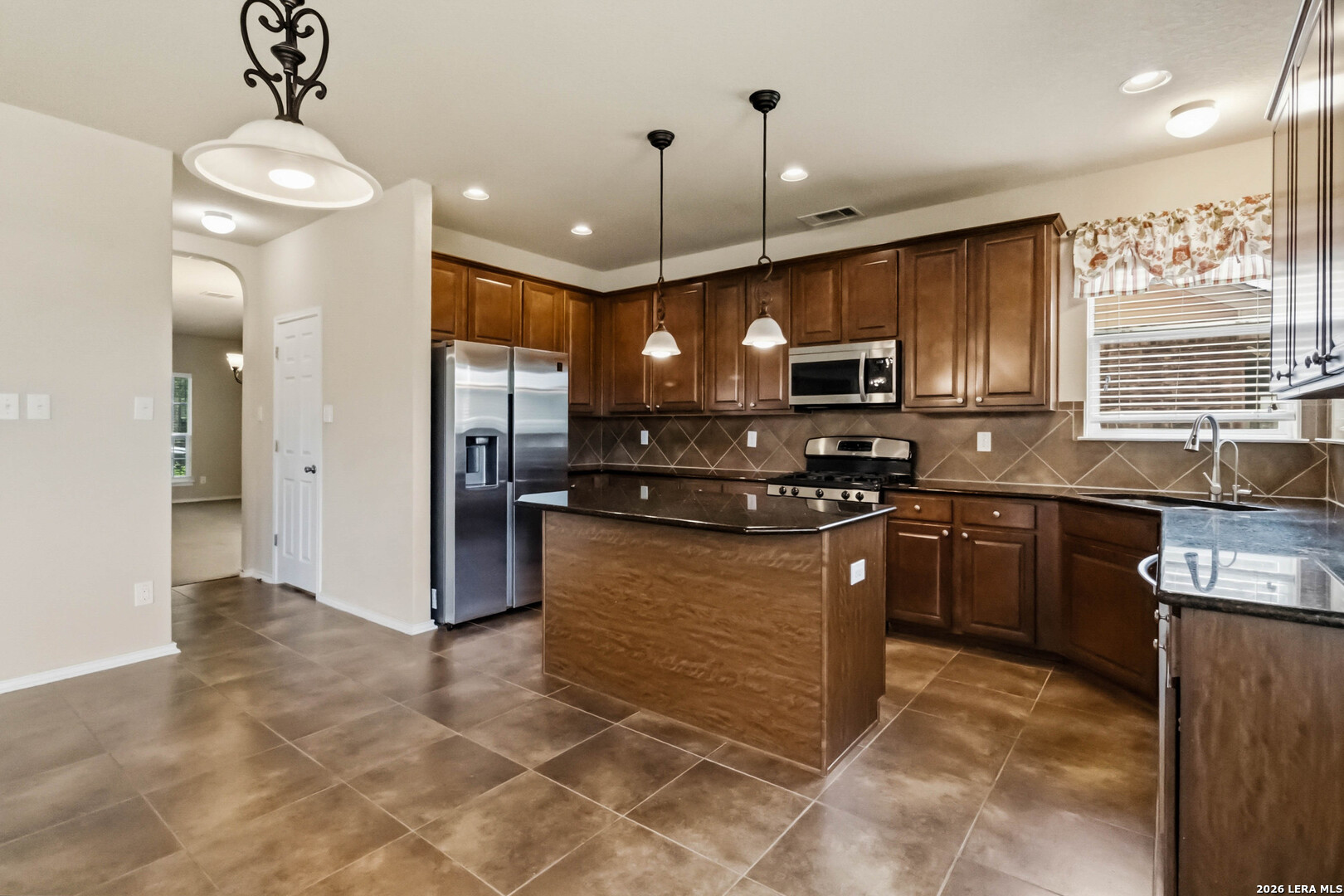 6238 Ozona San Antonio TX 78253