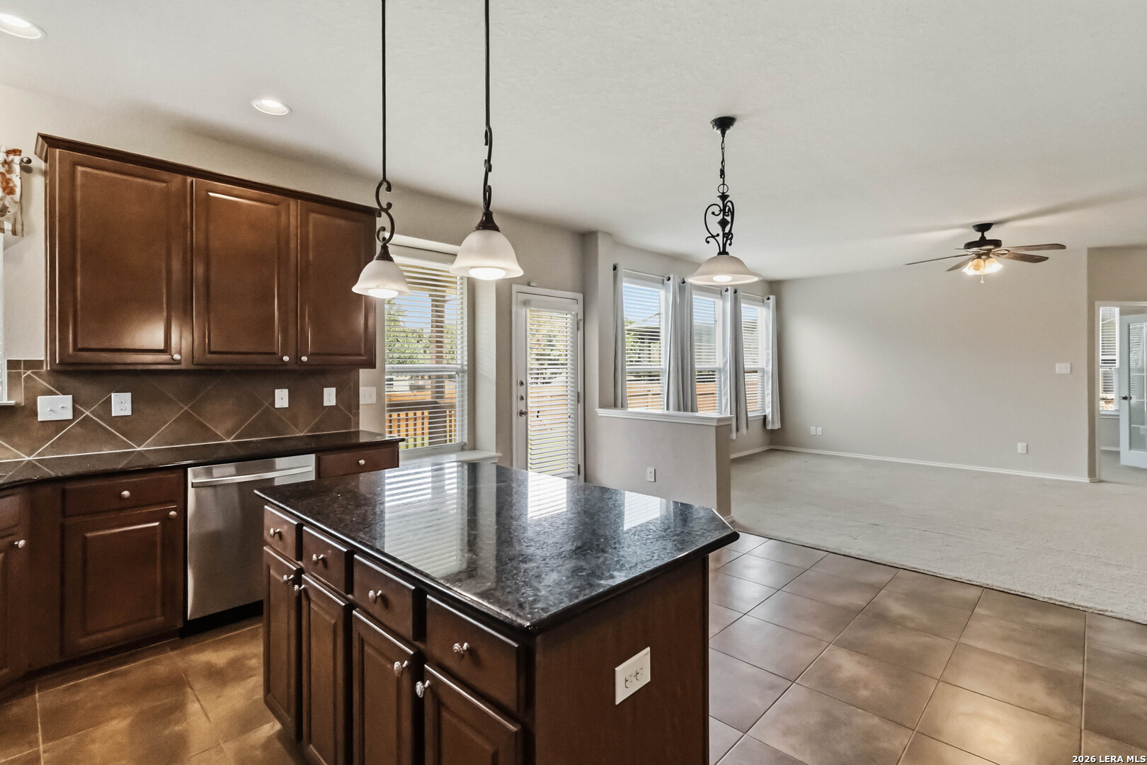 6238 Ozona San Antonio TX 78253