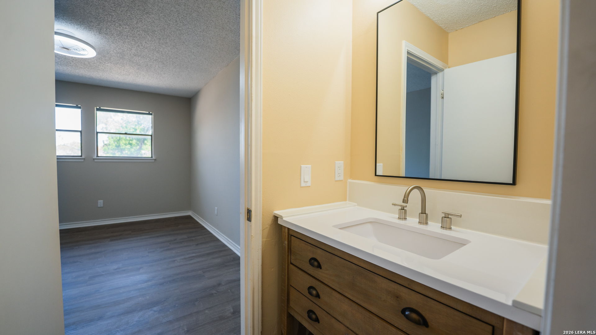 9914 Ardash Lane San Antonio TX 78250