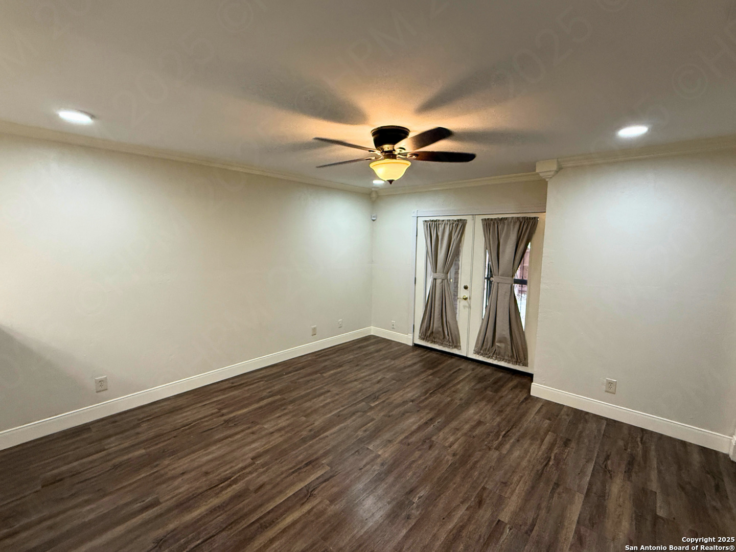 5222 E Rolling Ridge Drive San Antonio TX 78228