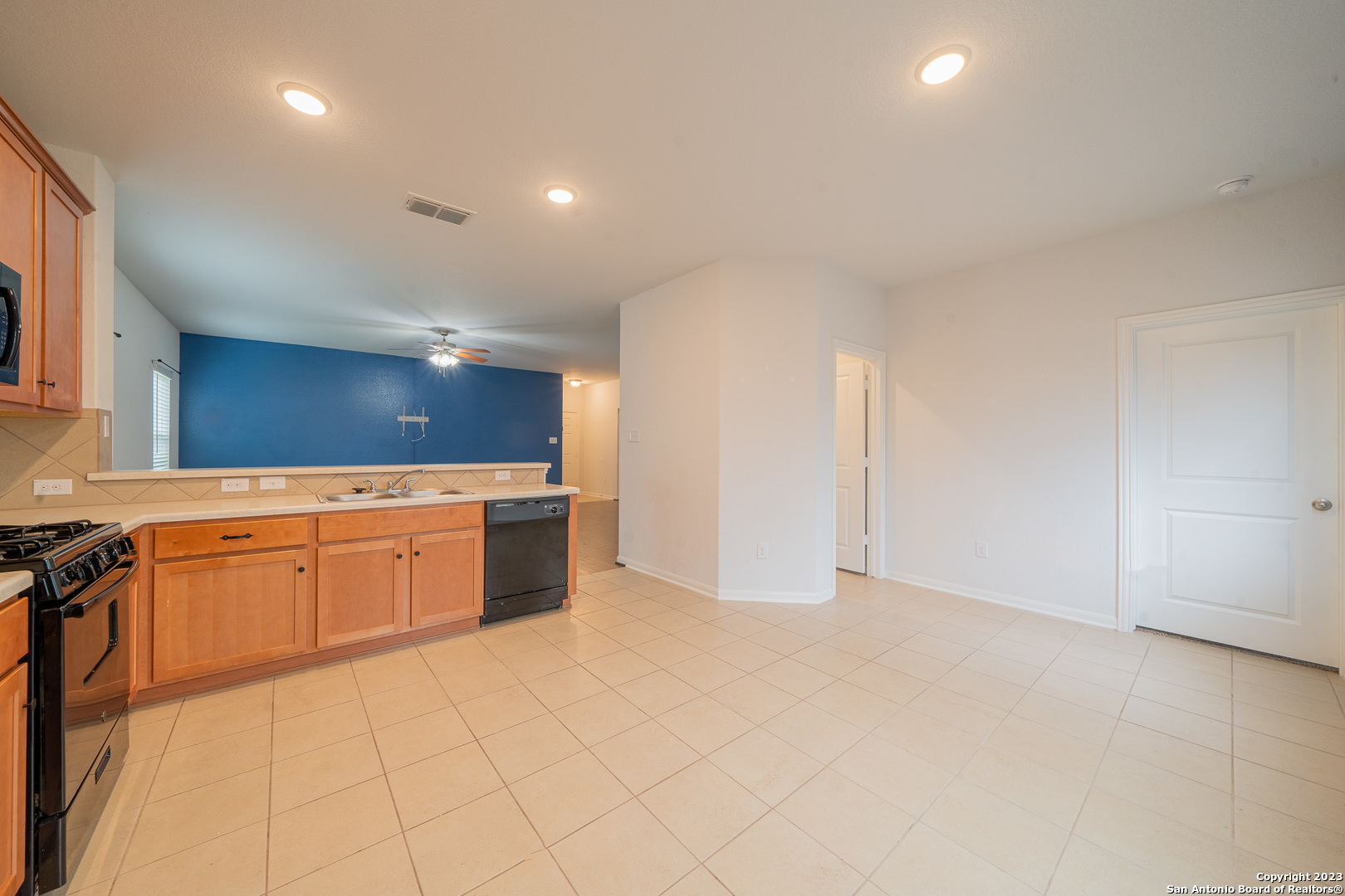 347 E Hunters Ranch San Antonio TX 78253